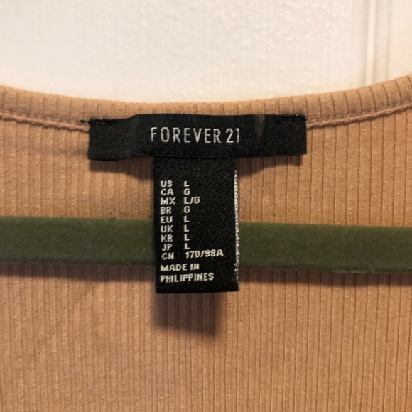 🌸2/for 20! Bundle it! *Free gift not eligible* - Picture 2 of 3